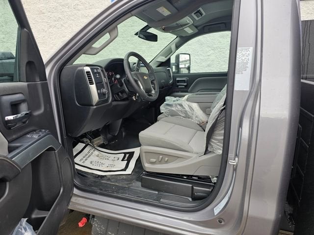 2024 Chevrolet Silverado 6500 HD LT