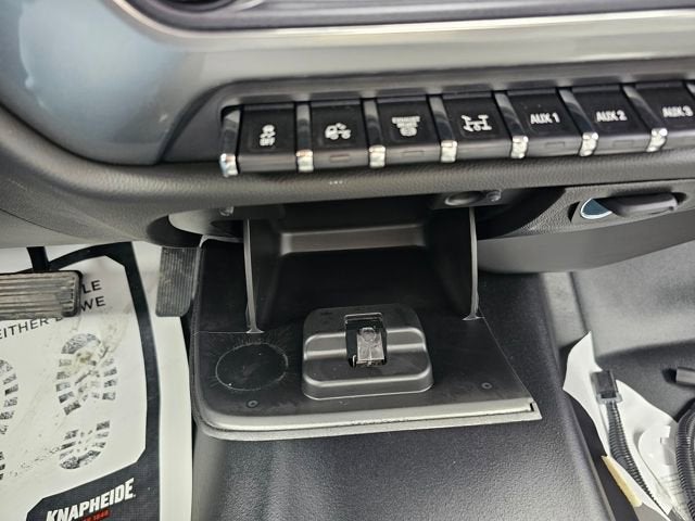 2024 Chevrolet Silverado 6500 HD LT