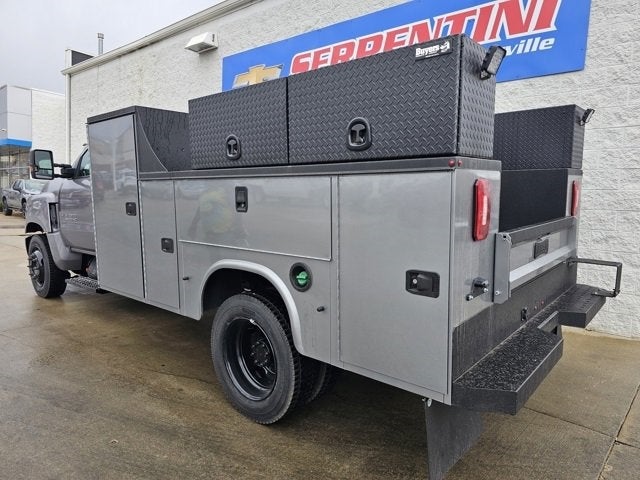 2024 Chevrolet Silverado 6500 HD LT