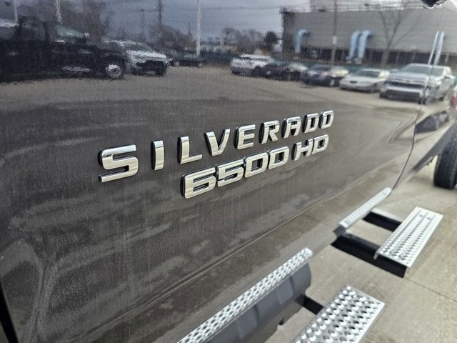 2024 Chevrolet Silverado 6500 HD LT