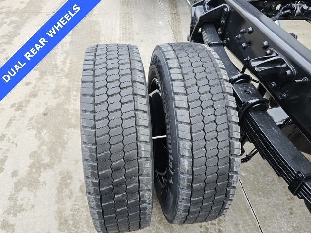 2024 Chevrolet Silverado 6500 HD LT