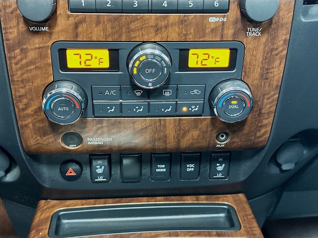 2011 Nissan Titan SL