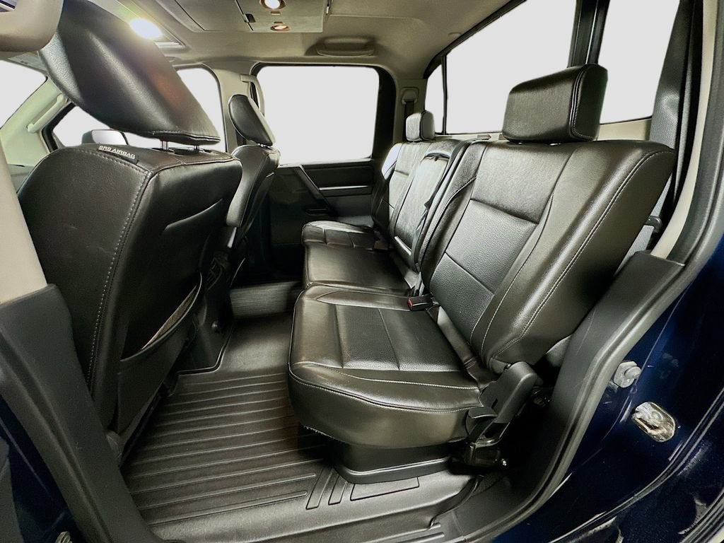 2011 Nissan Titan SL