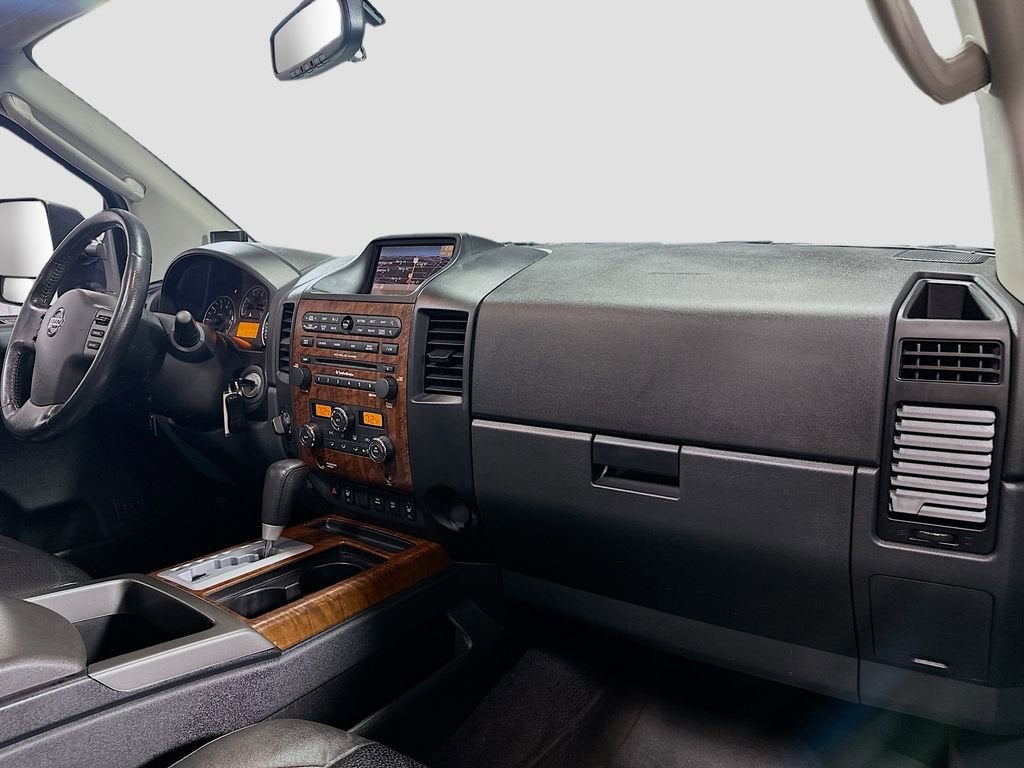 2011 Nissan Titan SL