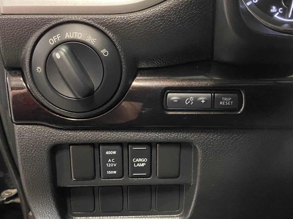 2019 Nissan Titan SV
