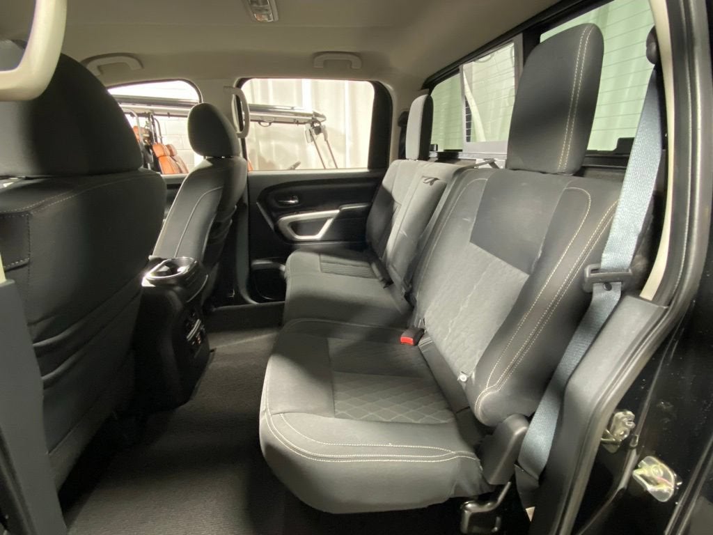 2019 Nissan Titan SV
