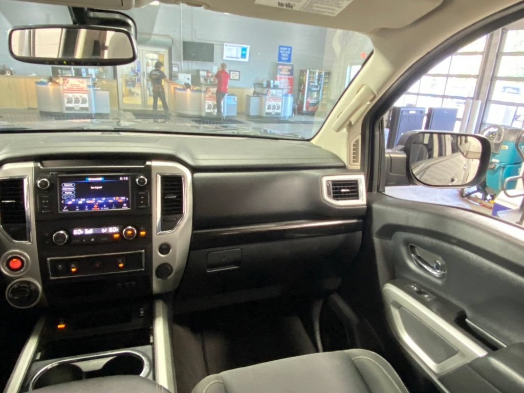 2019 Nissan Titan SV