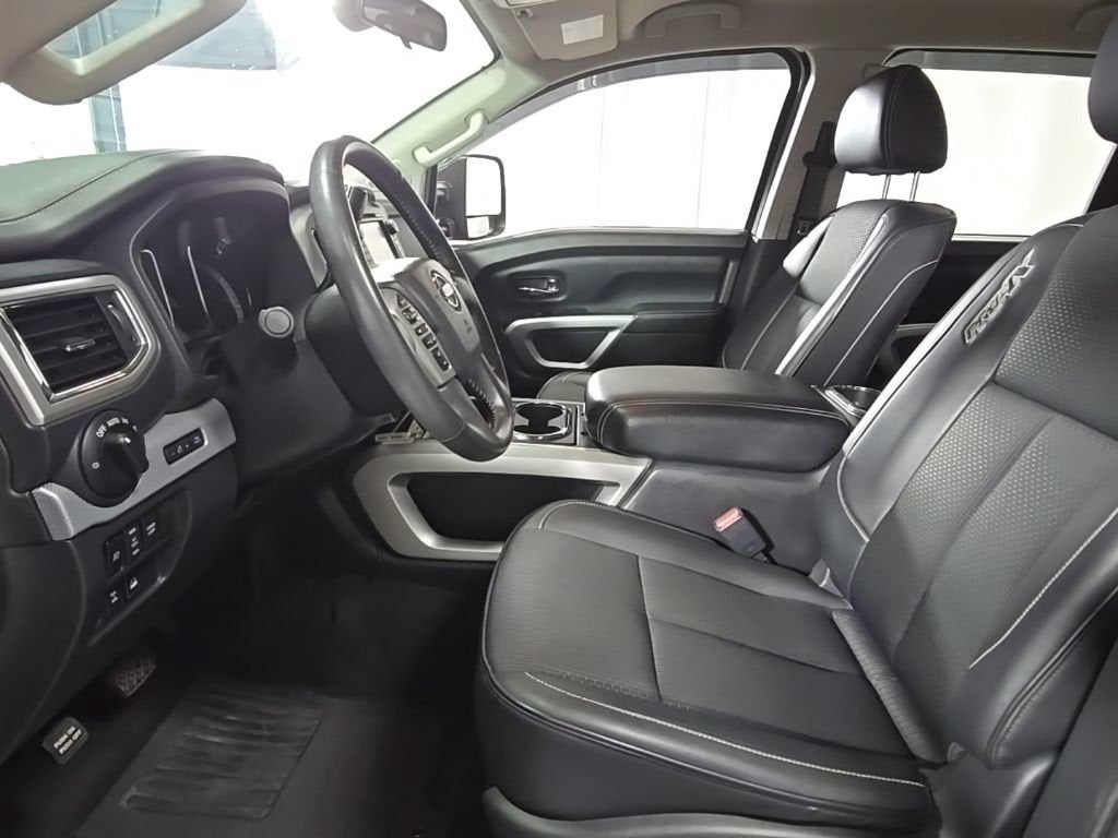 2018 Nissan TITAN PRO-4X
