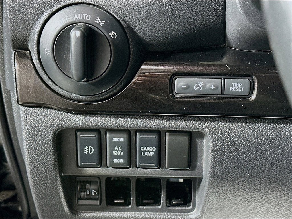 2018 Nissan Titan XD SV