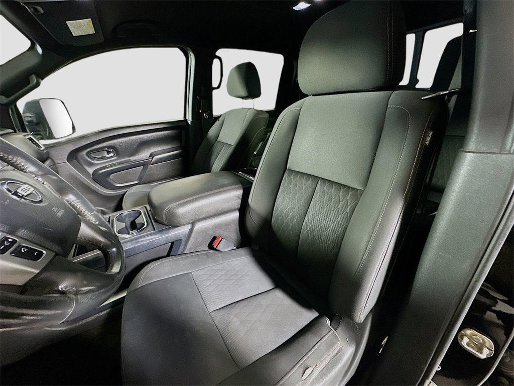 2018 Nissan Titan XD SV