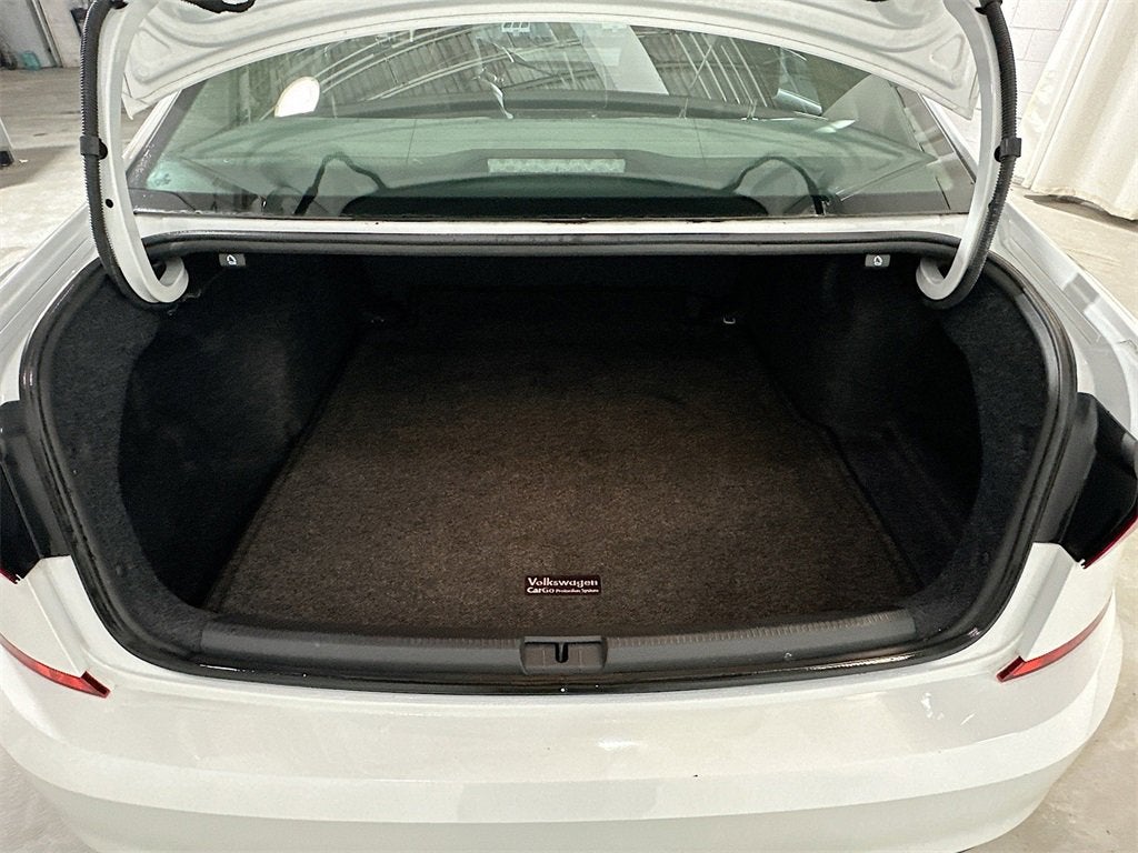 2020 Volkswagen Passat 2.0T R-Line