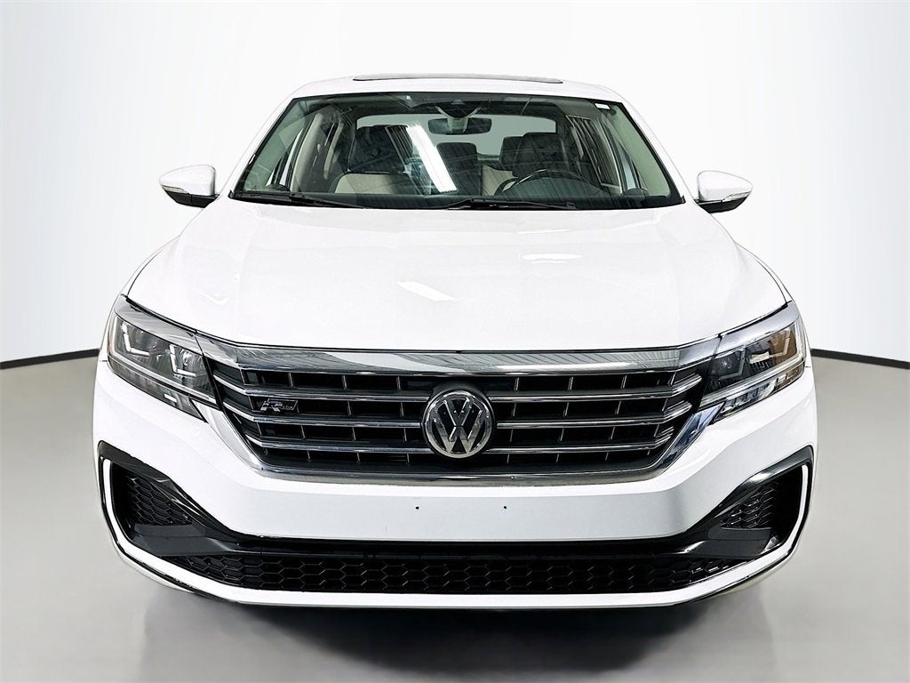 2020 Volkswagen Passat 2.0T R-Line