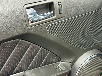2010 Ford Mustang V6