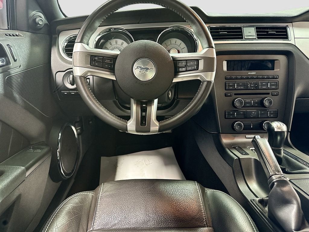2010 Ford Mustang V6
