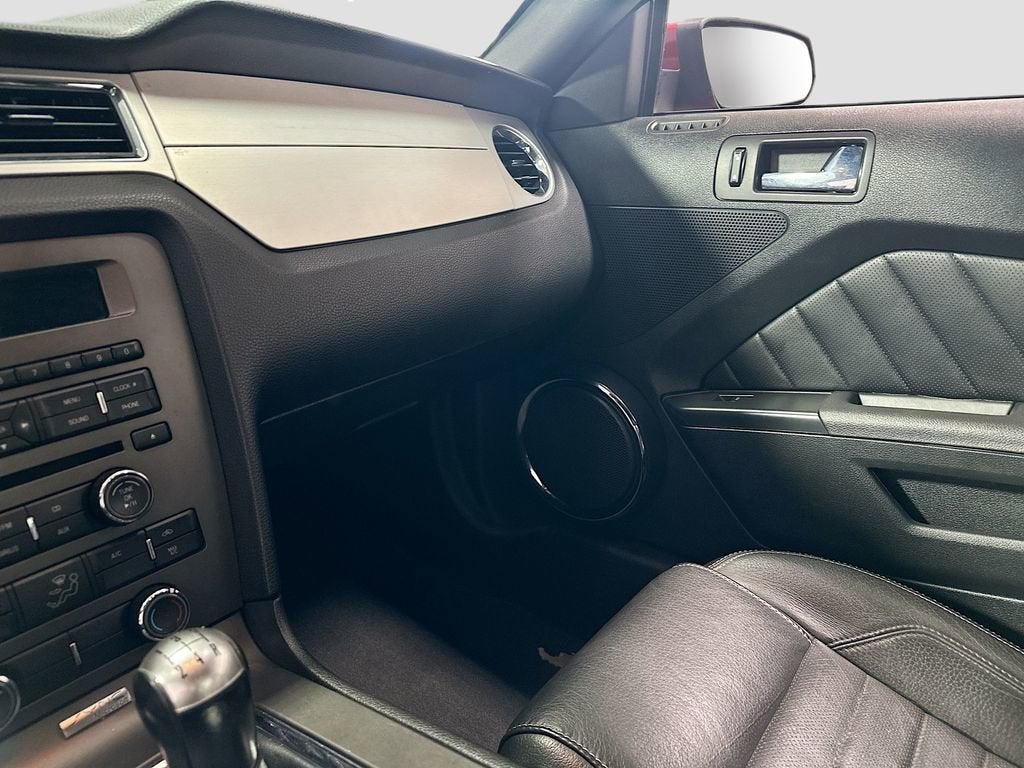 2010 Ford Mustang V6
