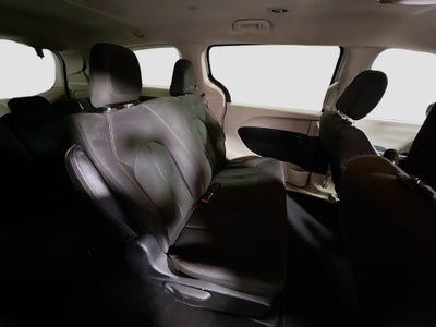 2018 Chrysler Pacifica L