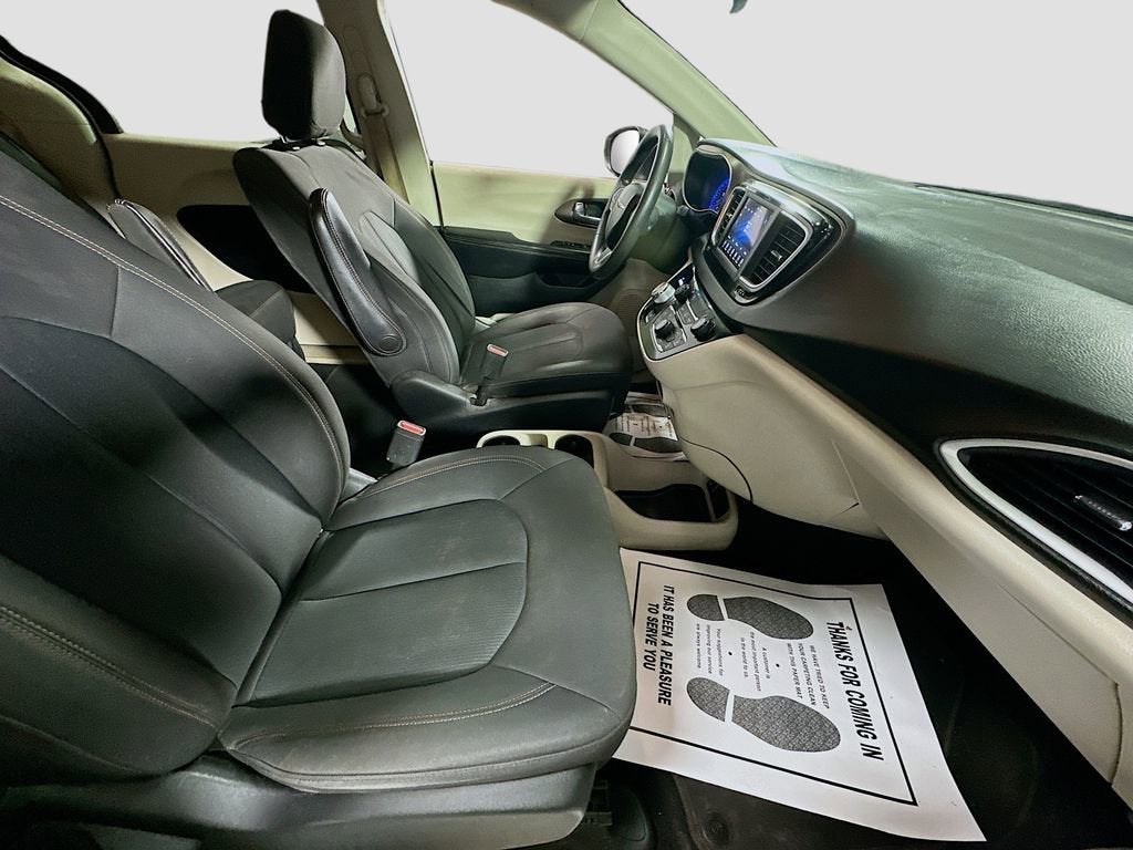 2018 Chrysler Pacifica L