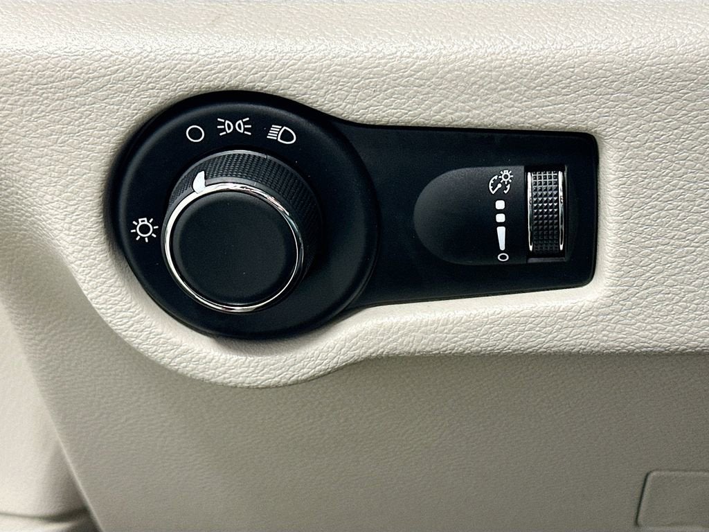 2019 Chrysler Pacifica L