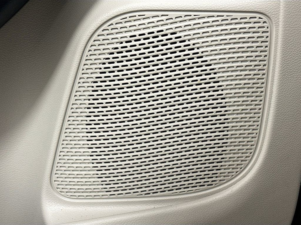 2019 Chrysler Pacifica L