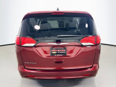 2019 Chrysler Pacifica L