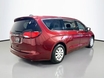 2019 Chrysler Pacifica L