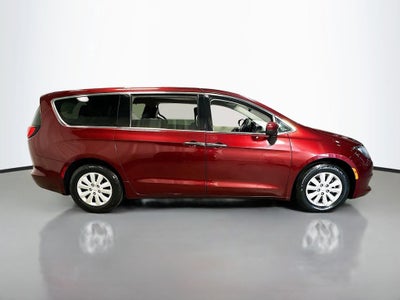 2019 Chrysler Pacifica L
