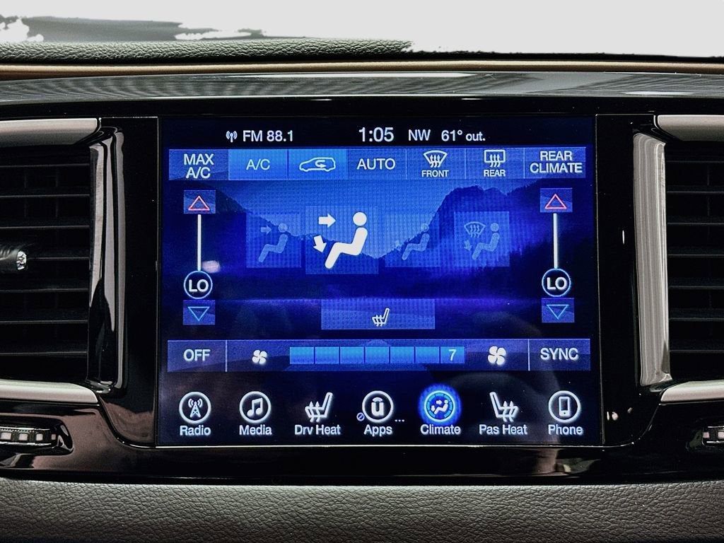 2017 Chrysler Pacifica Touring-L