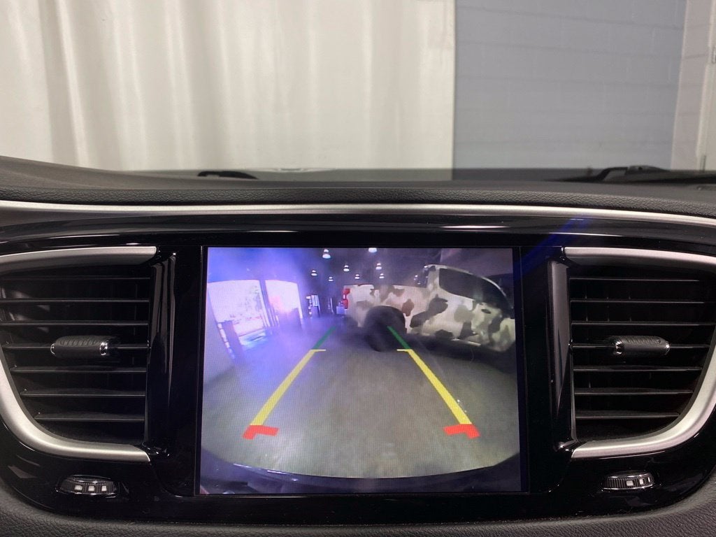2020 Chrysler Pacifica AWD Launch Edition