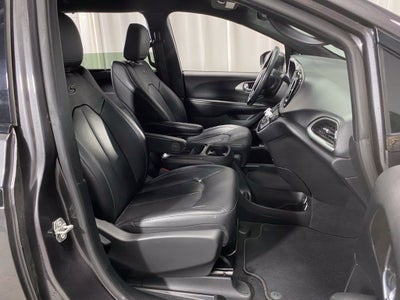 2020 Chrysler Pacifica AWD Launch Edition