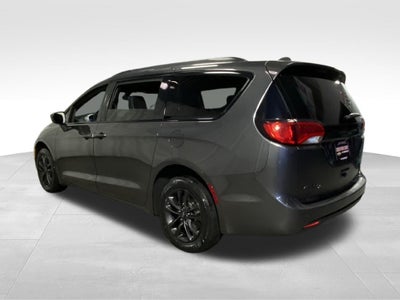2020 Chrysler Pacifica AWD Launch Edition