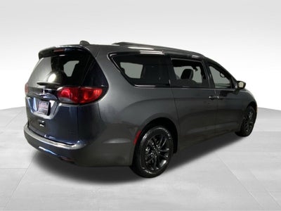 2020 Chrysler Pacifica AWD Launch Edition
