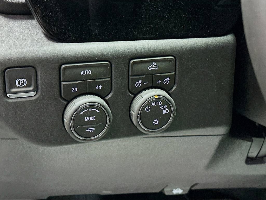 2026 Chevrolet Silverado 1500 LT - Photo 11