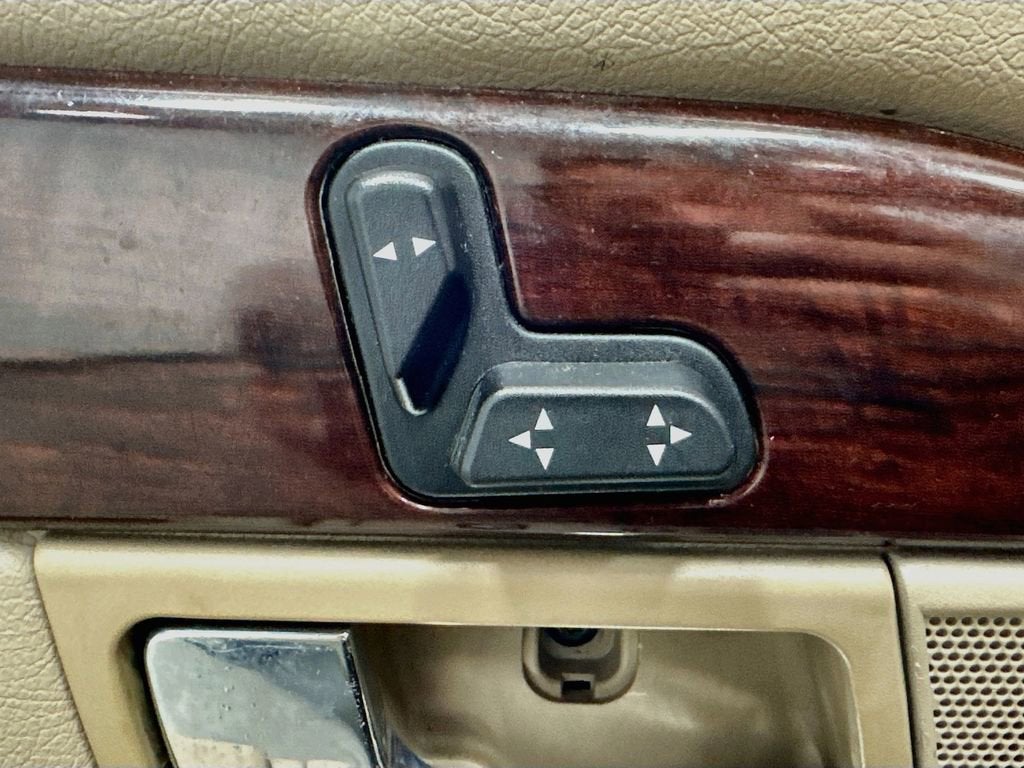 2005 Mercury Grand Marquis LS Premium