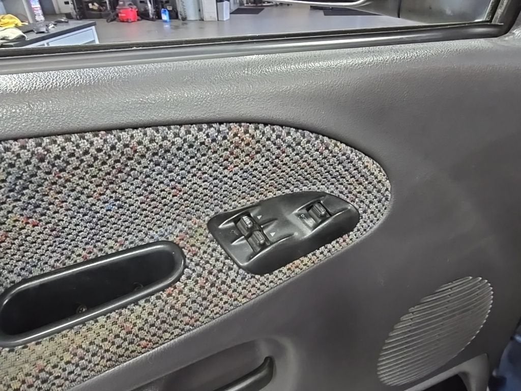 2002 Dodge Ram 2500 Base