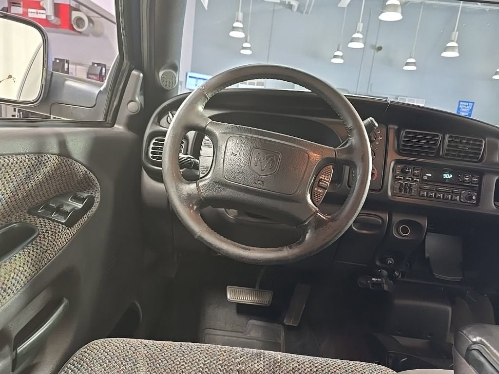 2002 Dodge Ram 2500 Base