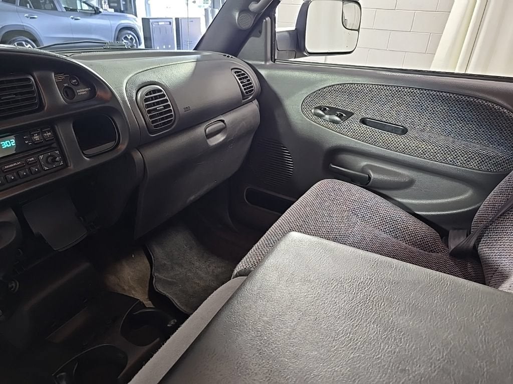 2002 Dodge Ram 2500 Base