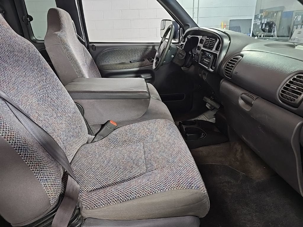 2002 Dodge Ram 2500 Base