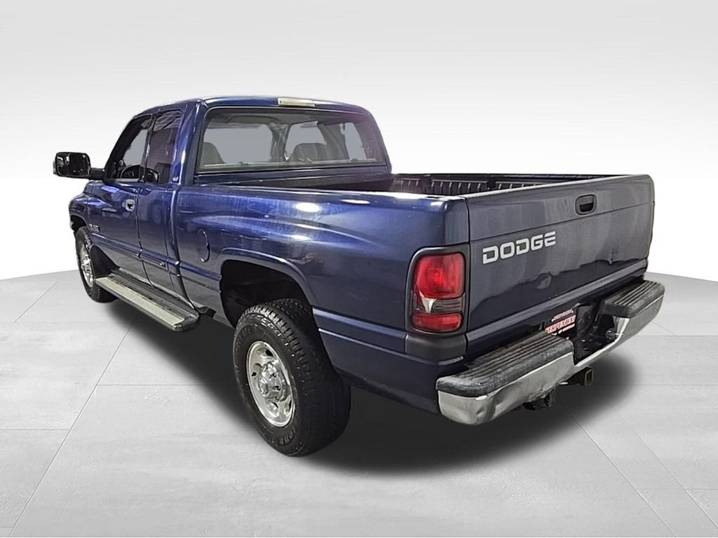 2002 Dodge Ram 2500 Base