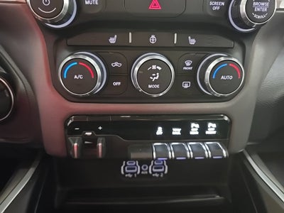 2019 RAM 2500 Big Horn Crew Cab 4x4 6'4" Box