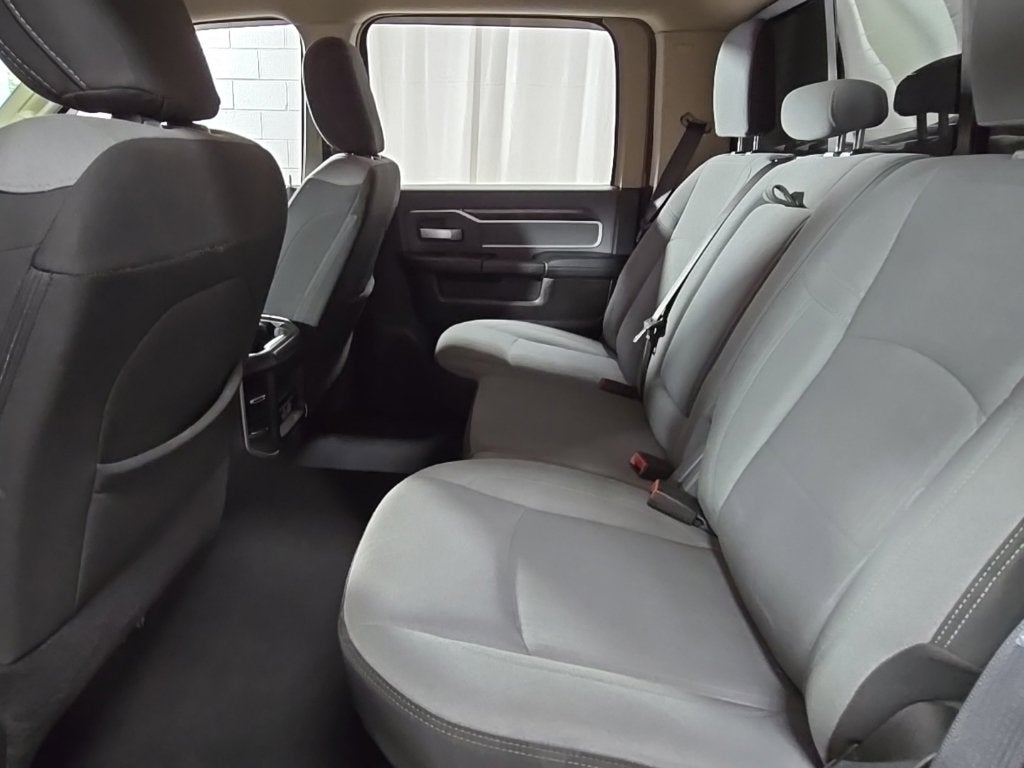 2019 RAM 2500 Big Horn Crew Cab 4x4 6'4" Box