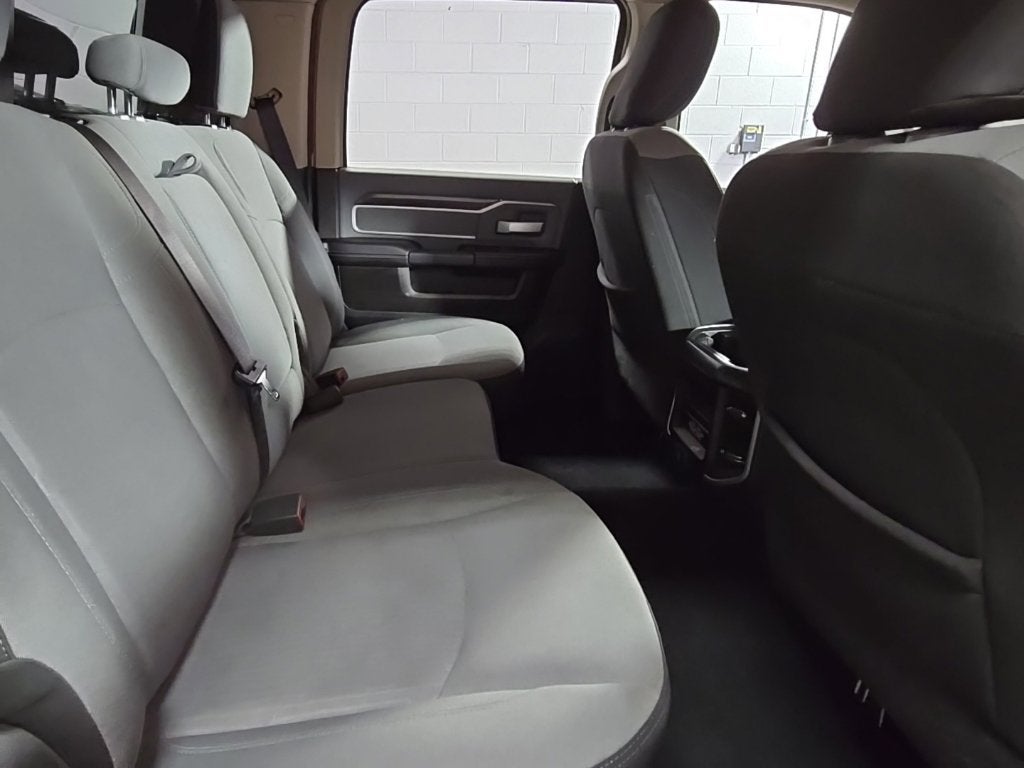 2019 RAM 2500 Big Horn Crew Cab 4x4 6'4" Box