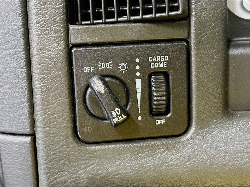 2005 Dodge Ram SRT-10 Base