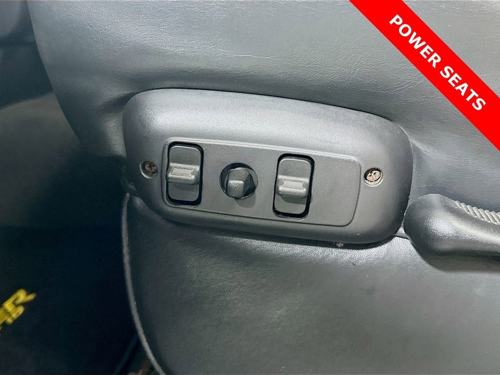 2005 Dodge Ram SRT-10 Base