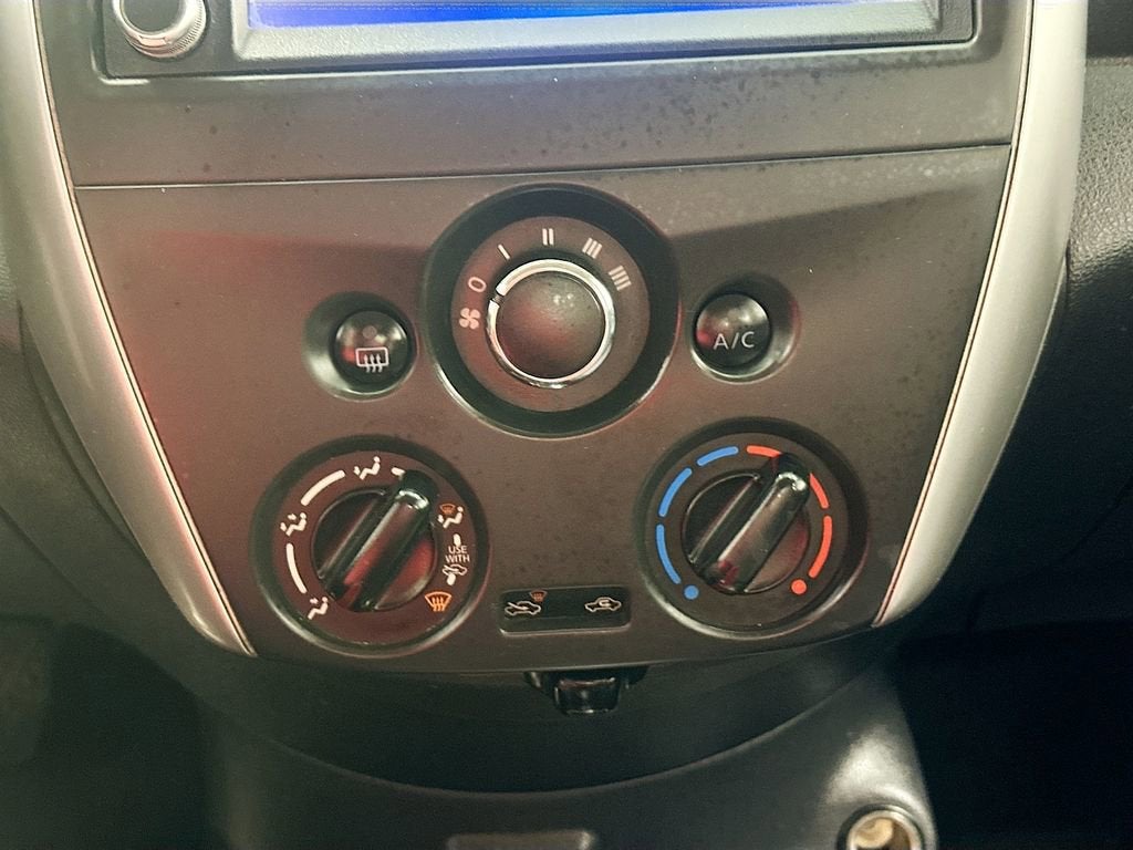 2019 Nissan Versa Sedan SV