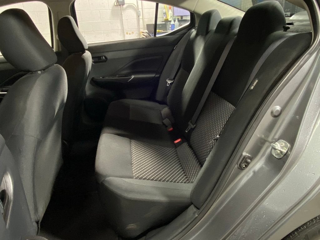 2021 Nissan Versa S Xtronic CVT