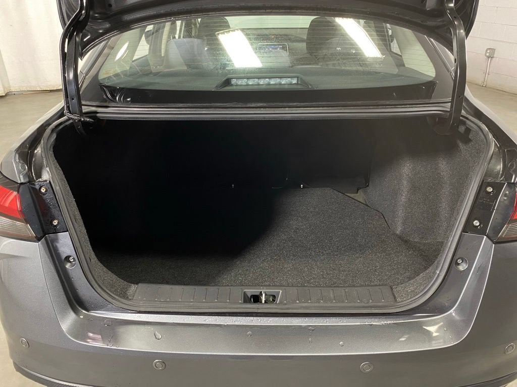 2021 Nissan Versa S Xtronic CVT