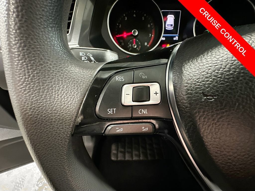 2018 Volkswagen Tiguan S