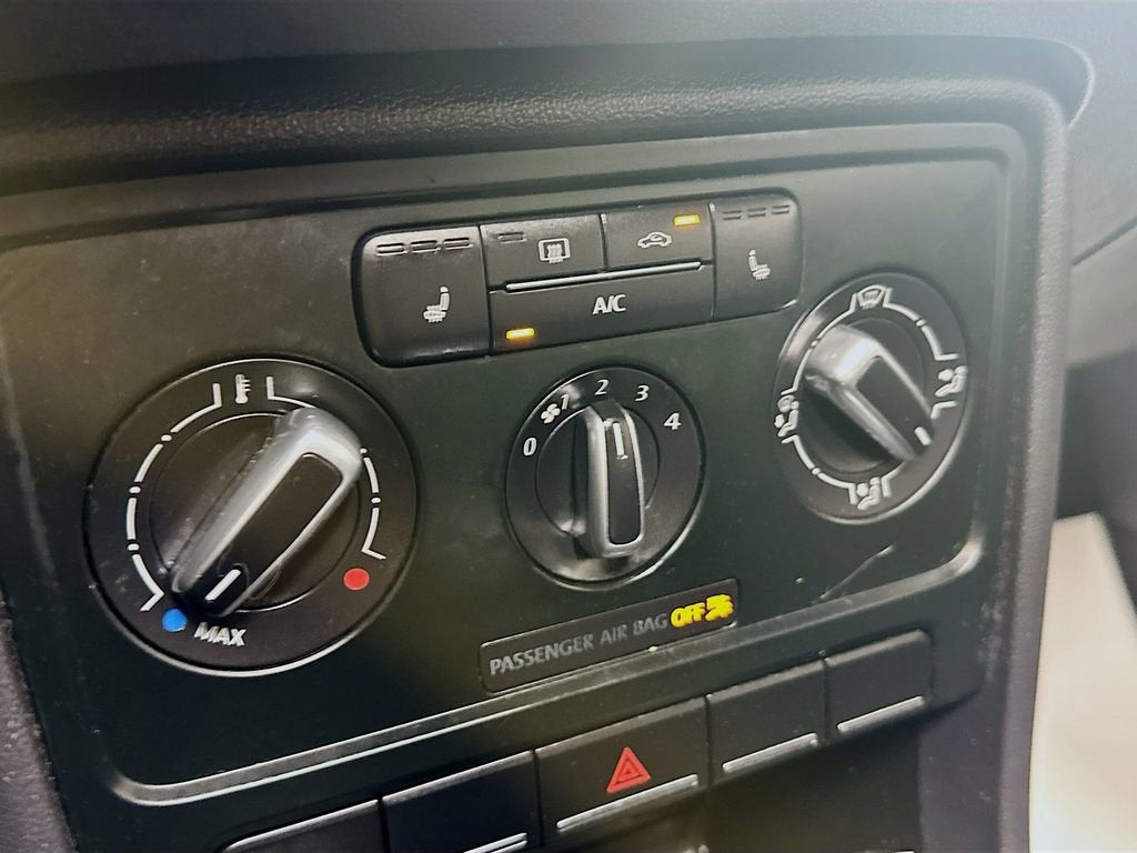 2013 Volkswagen Beetle 2.5L