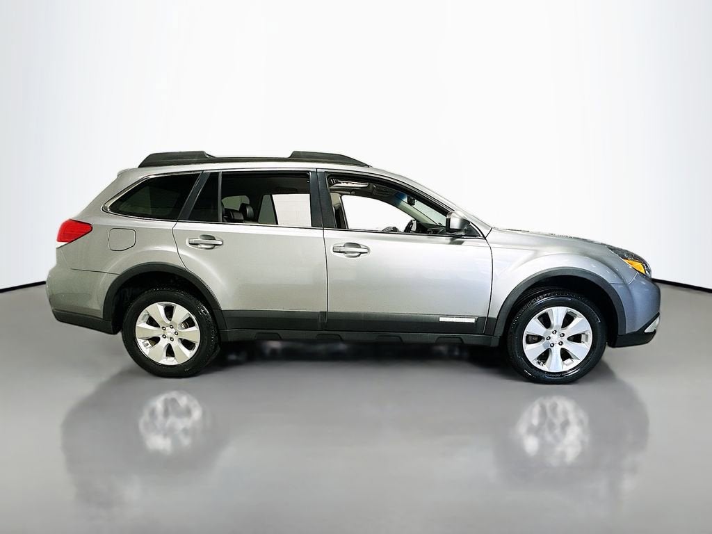 2011 Subaru Outback 3.6R Limited Pwr Moon/Nav