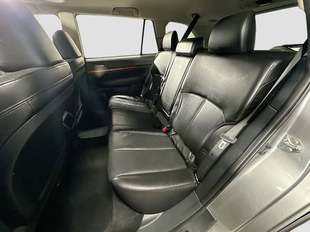 2011 Subaru Outback 3.6R Limited Pwr Moon/Nav